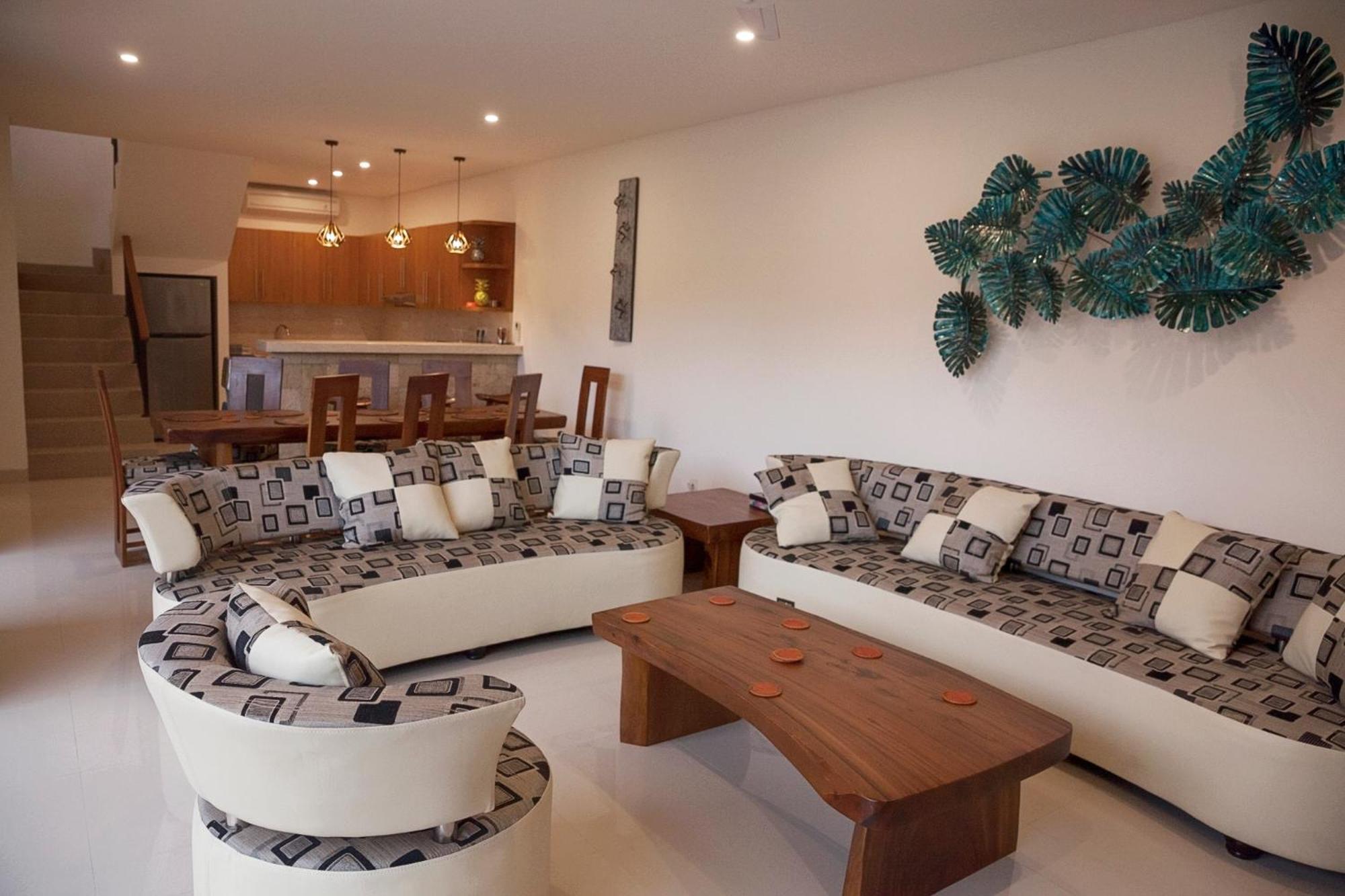Pineapple Villa